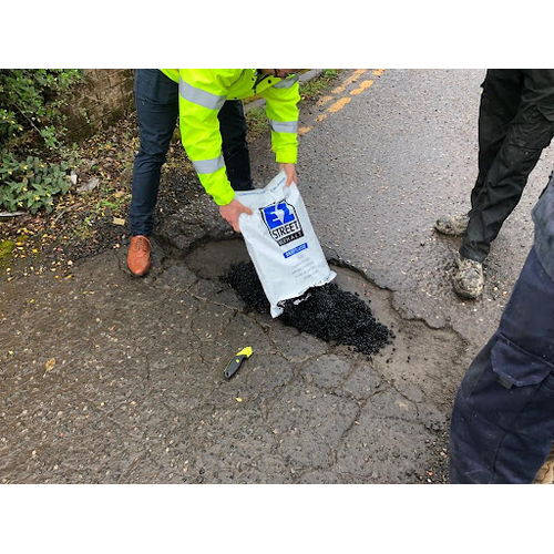EZ Street 20kg bag Ambient Asphalt mix Premium - 135302